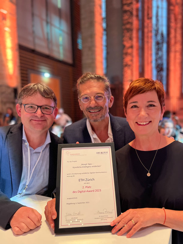Florian Meyer, Patrick Kappeler und Gertrud Lindner an der Preisverleihung des Digital Award 2023.