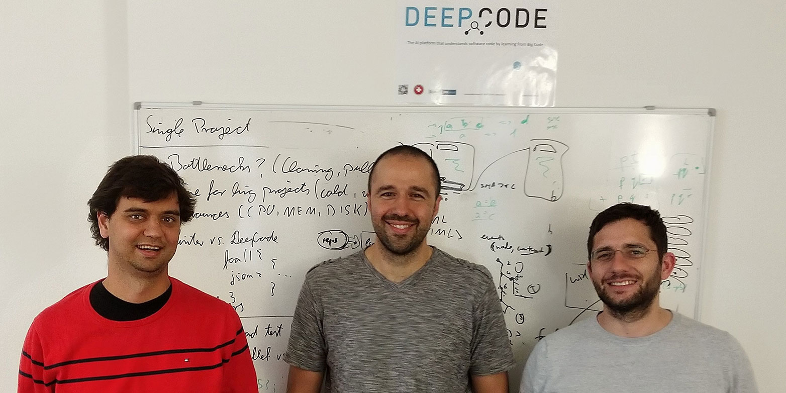 Vergr?sserte Ansicht: Die DeepCode-Gründer (von links nach rechts): Veselin Raychev (CTO), Boris Paskalev (CEO) und Martin Vechev, der Leiter des ETH-Labors für sichere, zuverlässige und intelligente Systeme. (Bild: ETH Zürich)