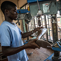 Prothesenwerkstatt in Guinea-Bissau