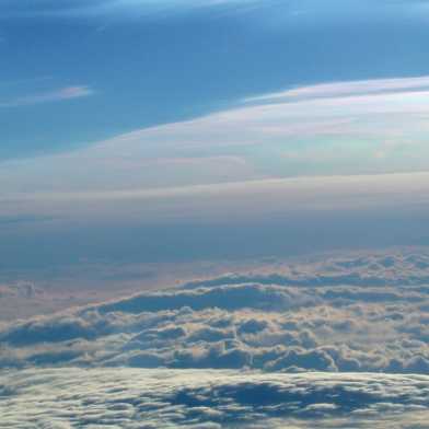 Stratosphäre mit Wolken