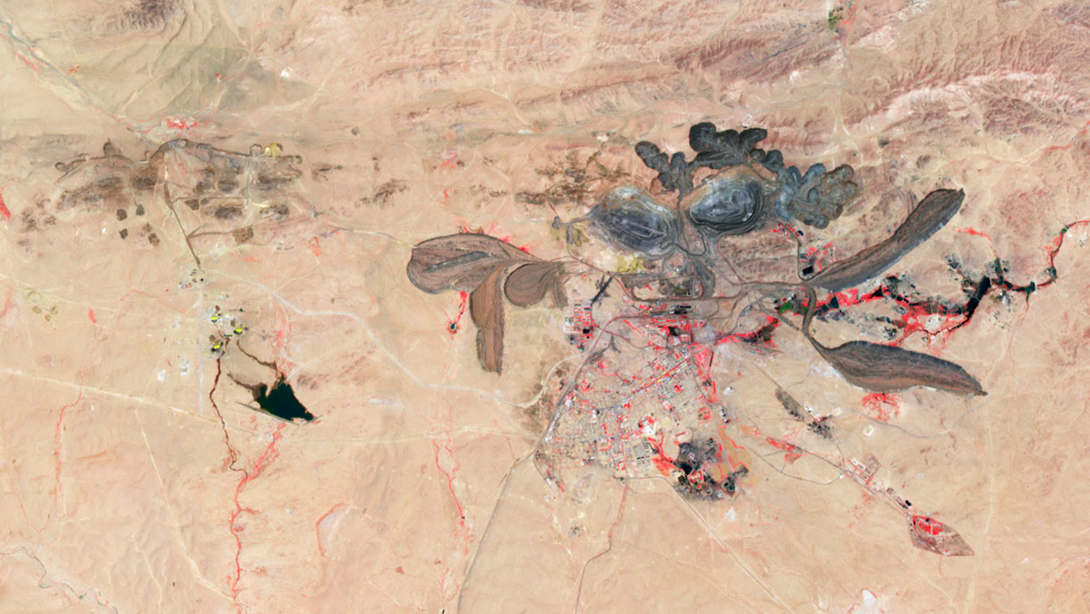 Vergr?sserte Ansicht: Satellitenbild der Bayan-Obo-Mine