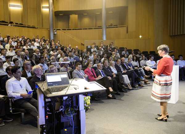 Former US Ambassador to Switzerland Suzane LeVine during her speech