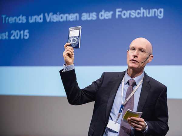 Vergr?sserte Ansicht: Urs Zuber, Leiter der ETH Industry Relations. (Bild: ETH Zrich/Oliver Bartenschlager)
