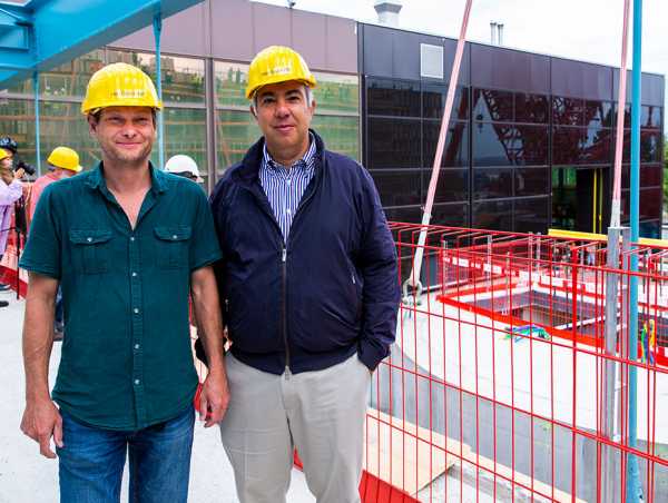 Freuen sich: Ioannis Anastasopoulos, Professor fr Geotechnik, und sein Mitarbeiter, Ralf Herzog.