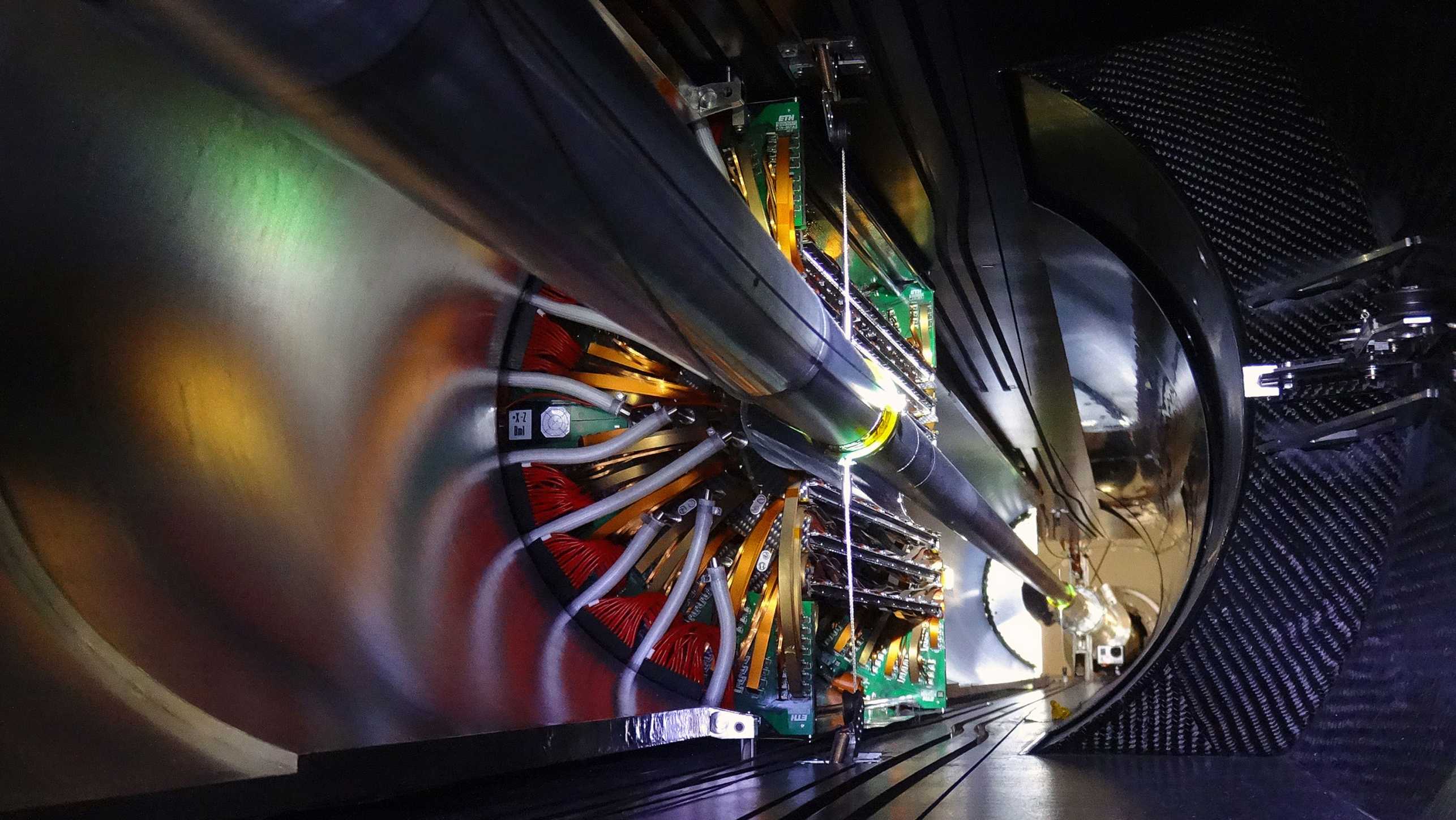Foto des Teilchenbeschleunigers, welcher in Genf steht. 