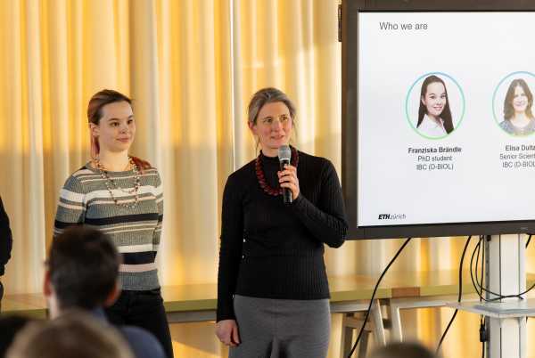 Presentation of GreenLabs (Franziska Br?ndle and Elisa Dultz)